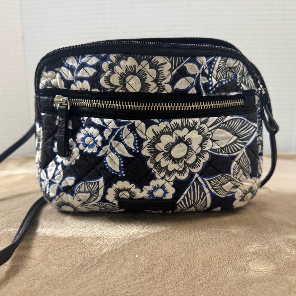 Vera Bradley Black and White Crossbody Bag with Elegant Floral Design